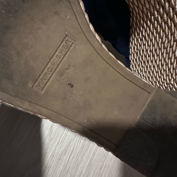 Vince Camuto Navy Wedge Sandals with Gold Accents - Picture 2 of 2